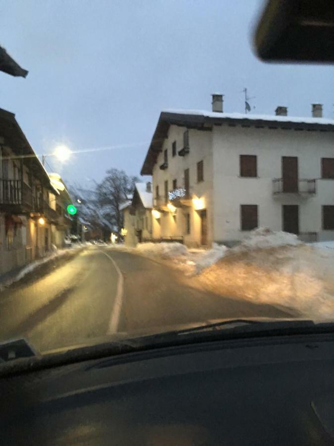 Ferienwohnung Lo Scudo D'Italia Pragelato Exterior foto